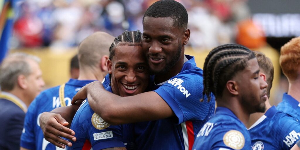 Participate in a Newcastle Premier League race and sign “strong” former city defender