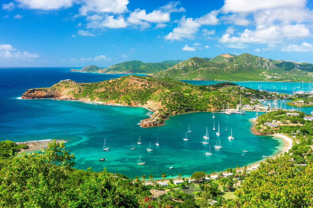 Many Americans buy citizenship in the Caribbean for Trump
