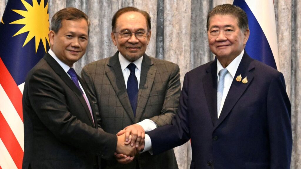 Thailand and Cambodia will immediately agree to a ceasefire, the Malaysian Prime Minister says