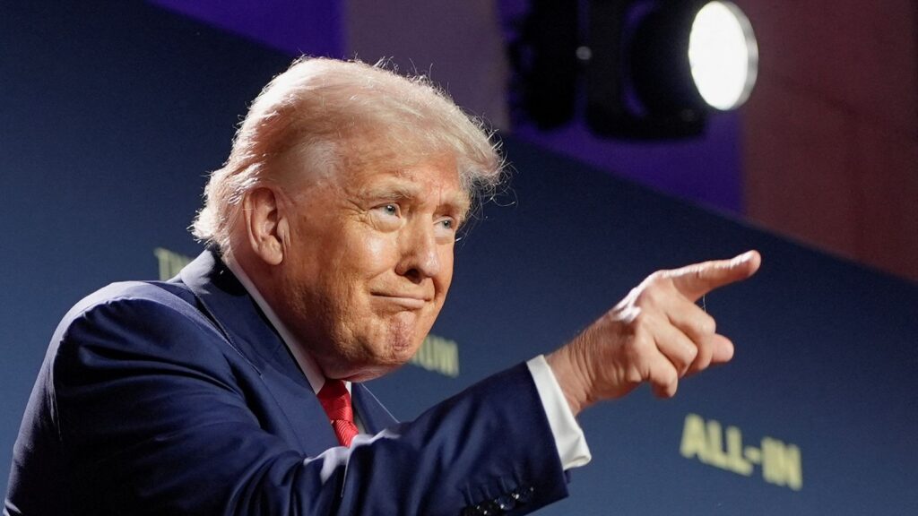 Trump withdraws Biden’s order and cuts deficits to “win the AI race”