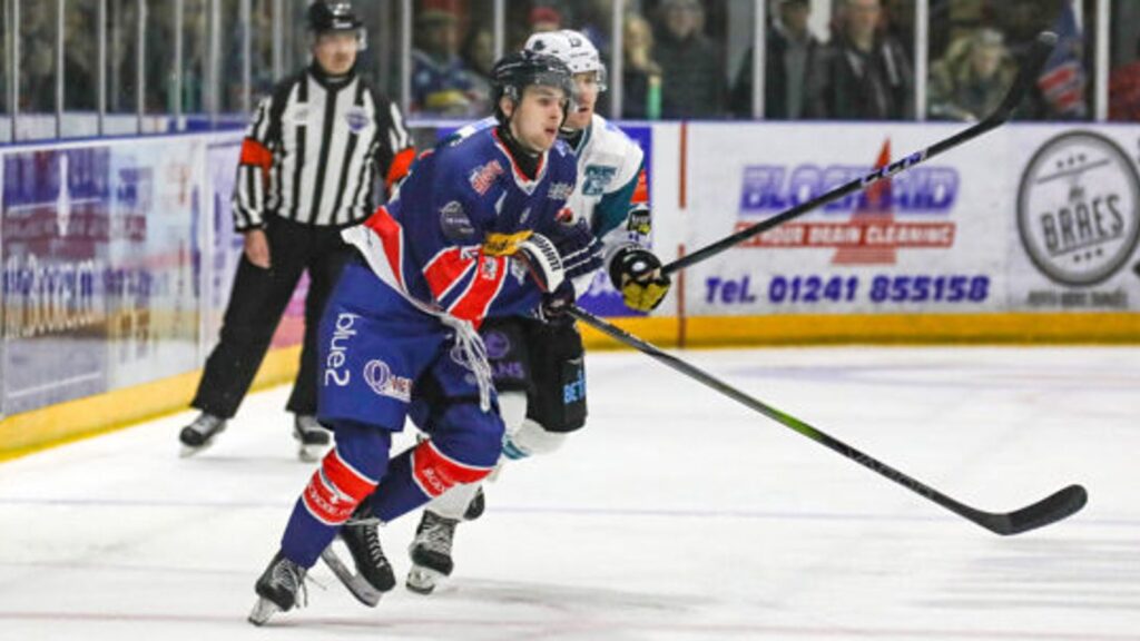 “Extremely talented” ice hockey player dies of suspicion of falling from the Ibiza hotel balcony