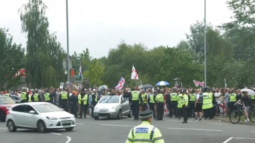 The hotel’s protest seems to have no end – as the 5-minute intense roundabout proved
