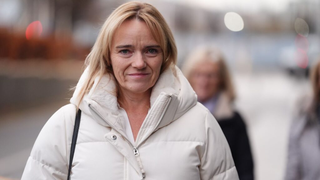 Sandie Peggie, a nurse at Queen Margaret Hospital in Dunfermline, arrives at an employment tribunal in Dundee, where Ms Peggie is taking Fife Hospital Board to tribunal regarding Dr Beth Upton, a trans doctor, being permitted to use a female changing room while transitioning. Picture…