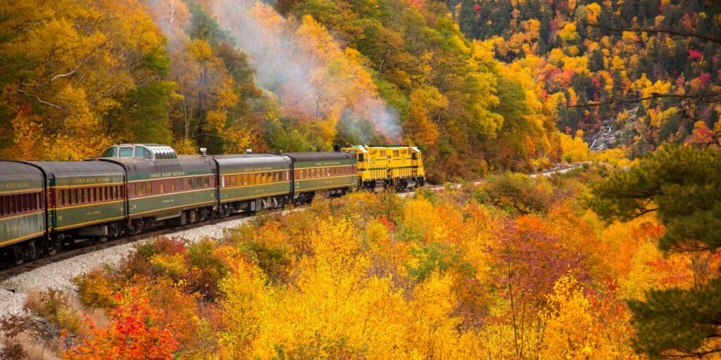 13th most beautiful train ride for autumn leaves