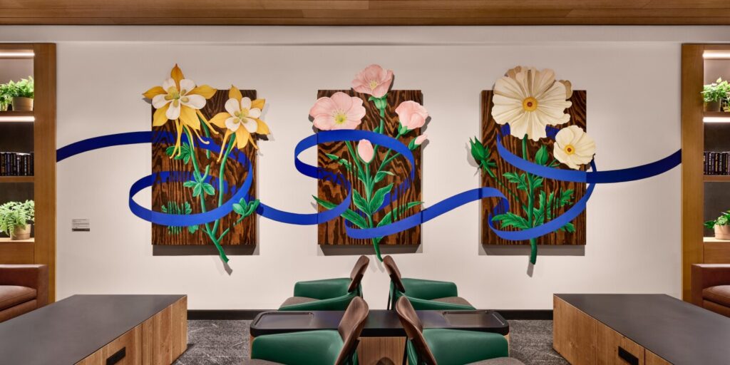 First look: United’s newly reopened Denver Airport Lounge
