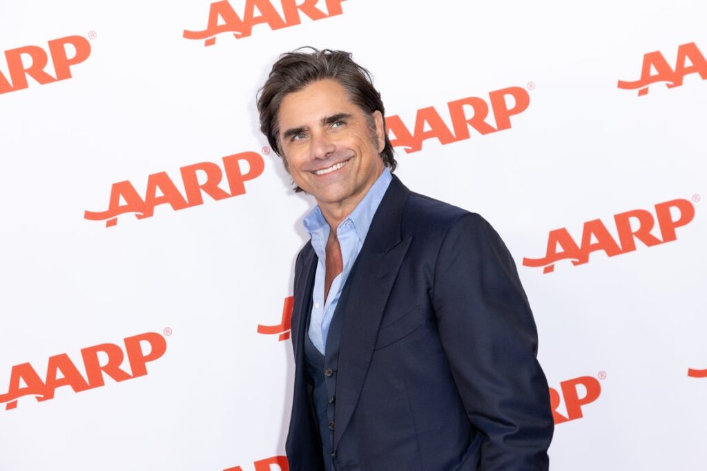 John Stamos jumps into the superstar of Jesus Christ in the Hollywood Bowl with his final casting change