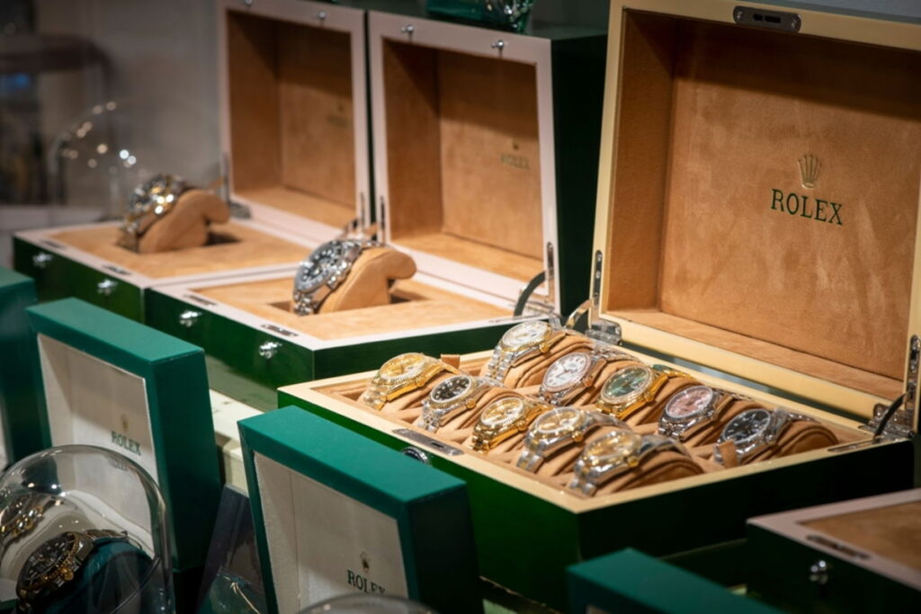 Trump's 39% Swiss rate threatens Rolex sales