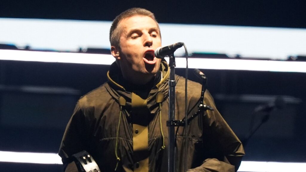 Why Oasis Reunion Tours Are "Devastating" for Edinburgh Fringe Performers