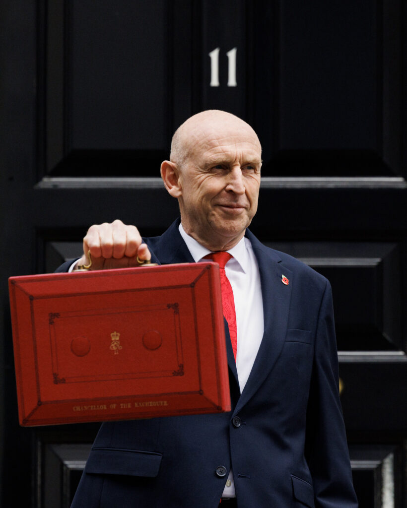 Budget 2026: £100 energy bill payment for 20 million households as Healey raises bank tax